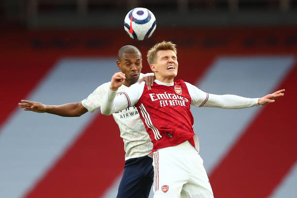 尤其是在篮 尤其是在篮