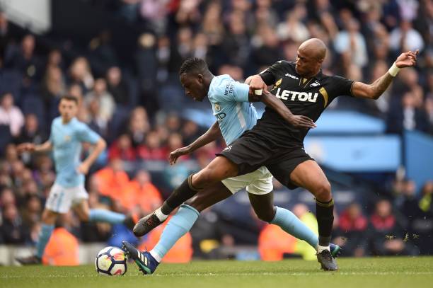 仅意味着他 仅意味着他